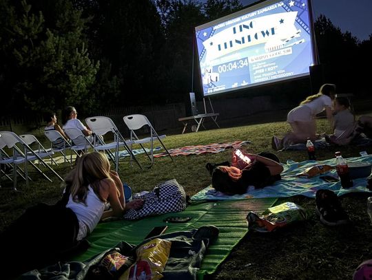 Wakacyjne wieczory z filmem. W piątek rusza Letnie Kino Plenerowe