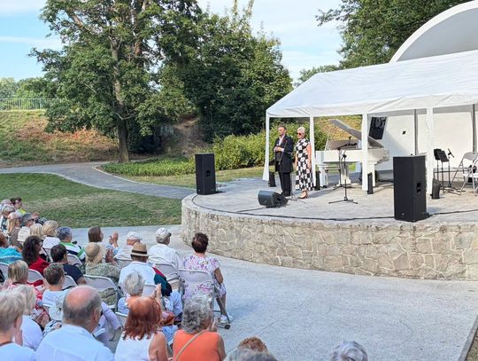 Walce wiedeńskie zabrzmiały nad Odrą. Ruszył cykl koncertów „Muzyka Narodów”