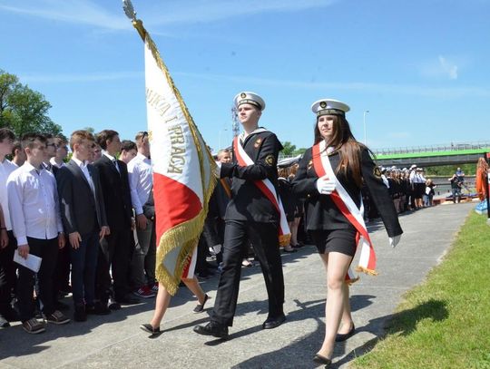 WIDEO: Ślubowanie młodych marynarzy śródlądowych na kozielskiej przystani "Szkwał"