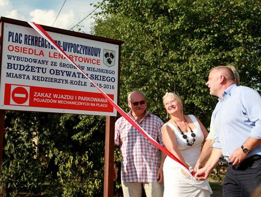 Wielka radość w Lenartowicach. Nowa strefa rekreacyjno-sportowa oficjalnie otwarta. ZDJĘCIA