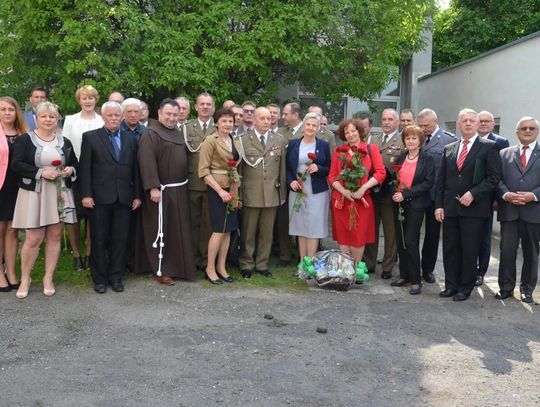 Wojskowi, samorządowcy i przyjaciele żegnali odchodzącego na emeryturę szefa WKU w Koźlu. ZDJĘCIA