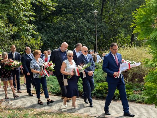 Wspólna pamięć, wspólna historia: w Kędzierzynie-Koźlu upamiętniono 85. rocznicę wybuchu II Wojny Światowej