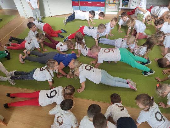 Sport, zdrowie i energia w przedszkolu! Dzieci z „Dziewiątki” dołączyły do międzynarodowej akcji