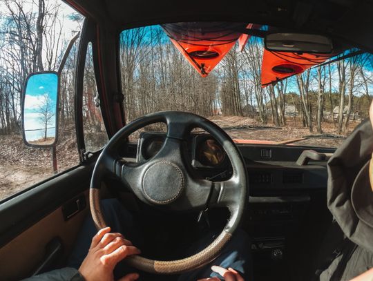 Wyciągarka samochodowa – jak przydaje się w off-roadzie?