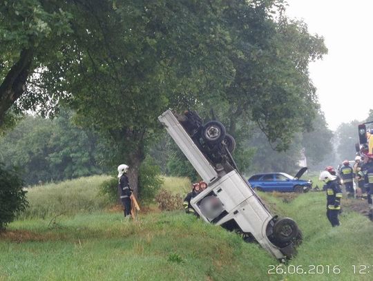 Wypadek busa z Kędzierzyna-Koźla. Ukraiński kierowca był kompletnie pijany. ZDJĘCIA