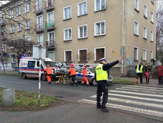 Wypadek w Śródmieściu. Starsza kobieta potrącona na przejściu dla pieszych