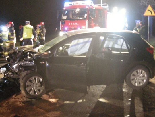 Wyprzedzał tira na podwójnej ciągłej i spowodował zderzenie czołowe. Sprawca stanie przed sądem