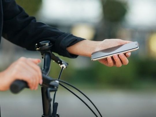 Zamienił telefon na rower, nie mając świadomości, że jest kradziony. Sprawę wyjaśnia policja