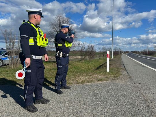 Zatrzymane prawo jazdy i 42 mandaty - podsumowanie policyjnej akcji "Kaskadowy Pomiar Prędkości"