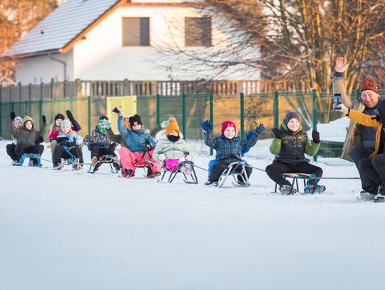 Zimowe szaleństwo w Cisowej. Osiedle zorganizowało rodzinny kulig