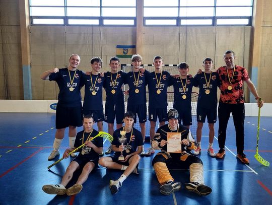 Złoto dla „Reja”! Mistrzostwo województwa w unihokeju trafia do Kędzierzyna-Koźla