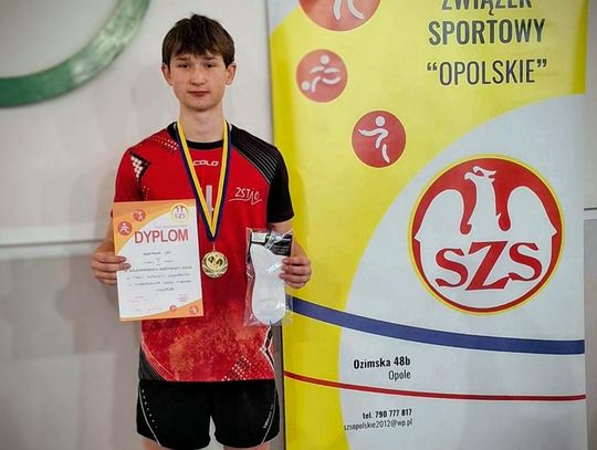 Złoty medal ucznia Zespołu Szkół Technicznych i Ogólnokształcących. Jan Szczepanek mistrzem województwa