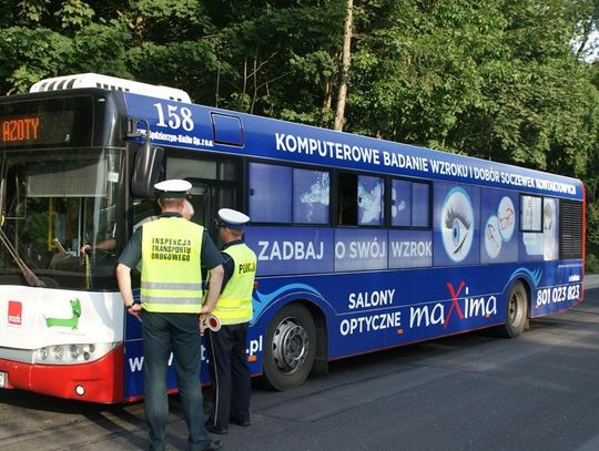 Zmasowane kontrole w autobusach MZK. Kierowcy dmuchali w balonik