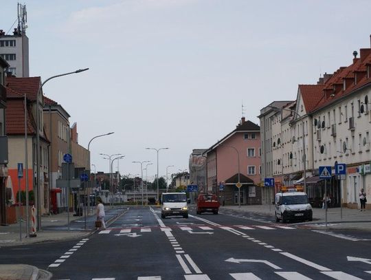 Zmiany w organizacji ruchu w Śródmieściu. Ruszył II etap remontu alei Jana Pawła II. ZDJĘCIA