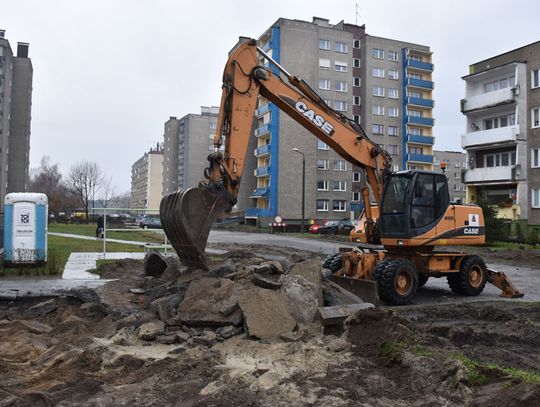 Znikają betonowe płyty z ulicy Korfantego. Duży remont na osiedlu Powstańców Śląskich