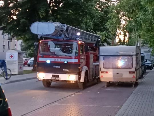 Życie kobiety mogło być zagrożone. Służby weszły do mieszkania w Śródmieściu