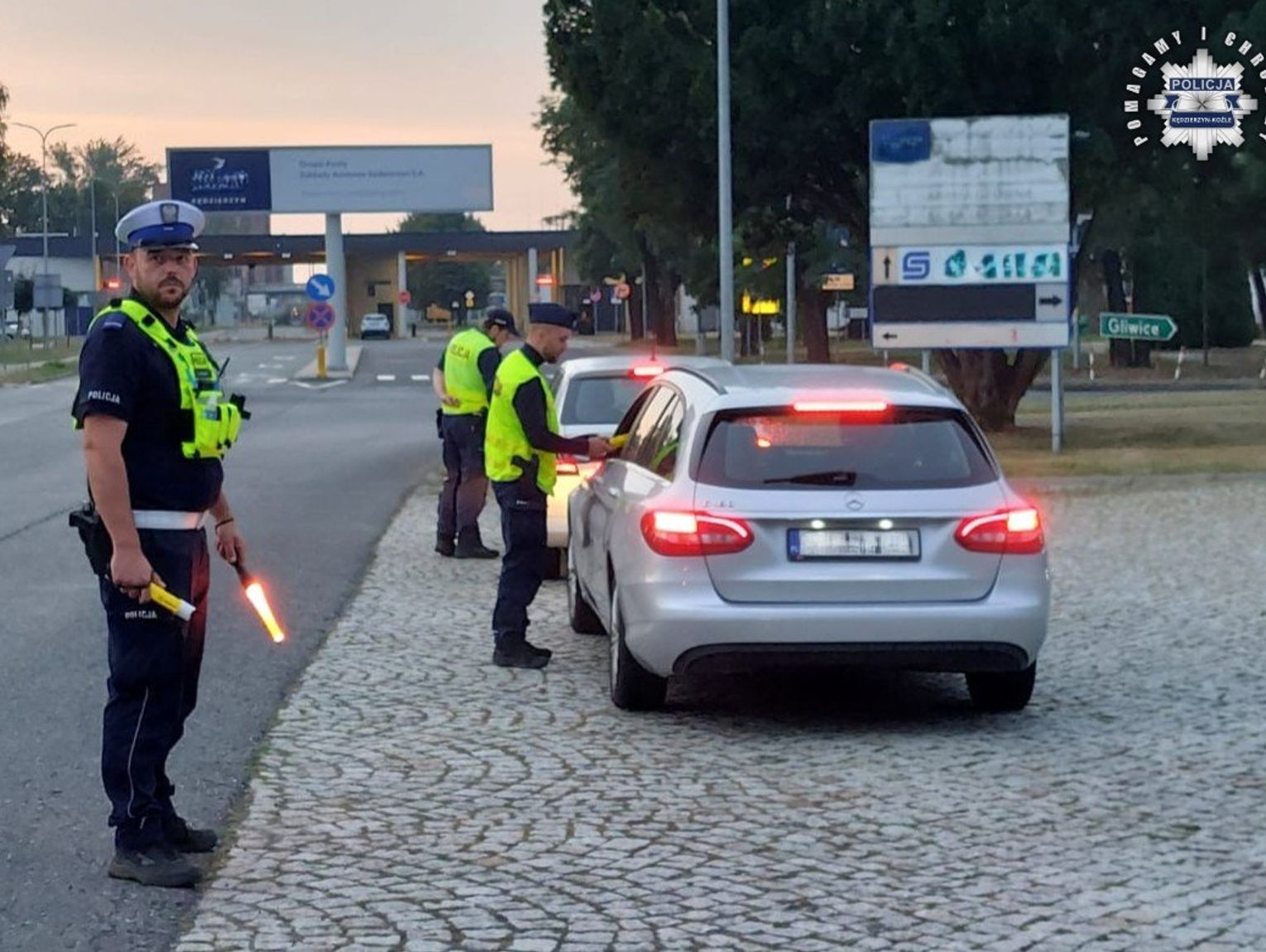 Akcja "Trzeźwy Poranek". Policjanci przebadali 1600 kierowców, u trzech zapaliła się czerwona lampka