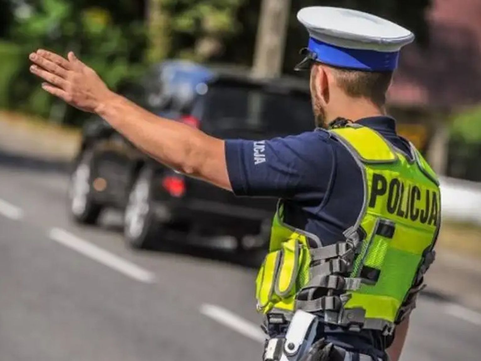 BMW jechało w terenie zabudowanym z prędkością 108 km/h. Policjanci zatrzymali prawo jazdy kierowcy