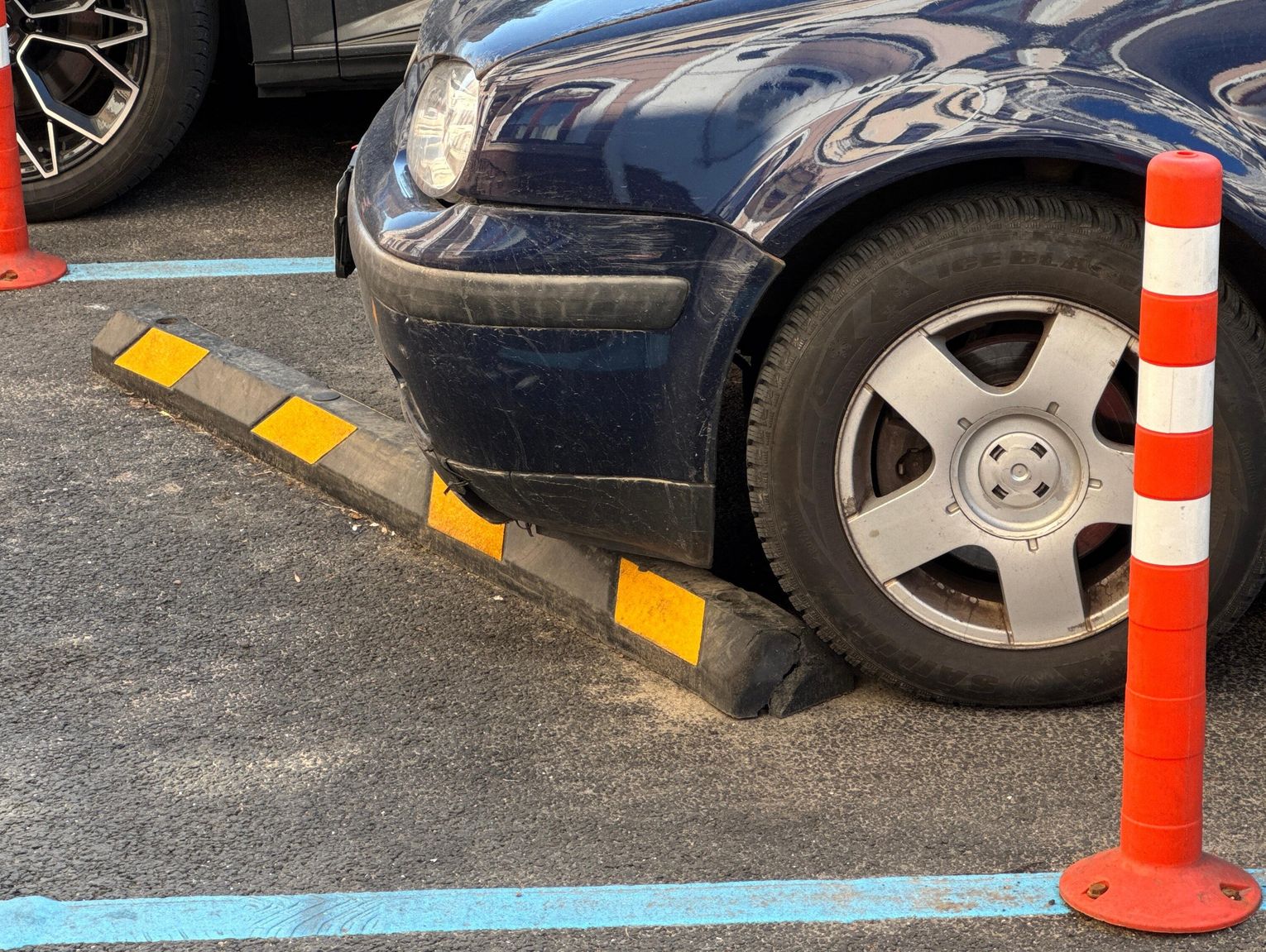 Gdzie kupić słupki parkingowe do parkingu, magazynu i przestrzeni publicznej?