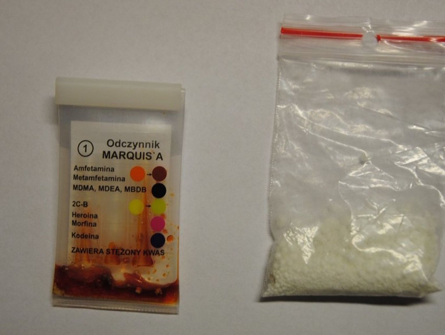 Interwencja policji w jednym z lokali na terenie miasta. Kobieta miała halucynacje po narkotykach