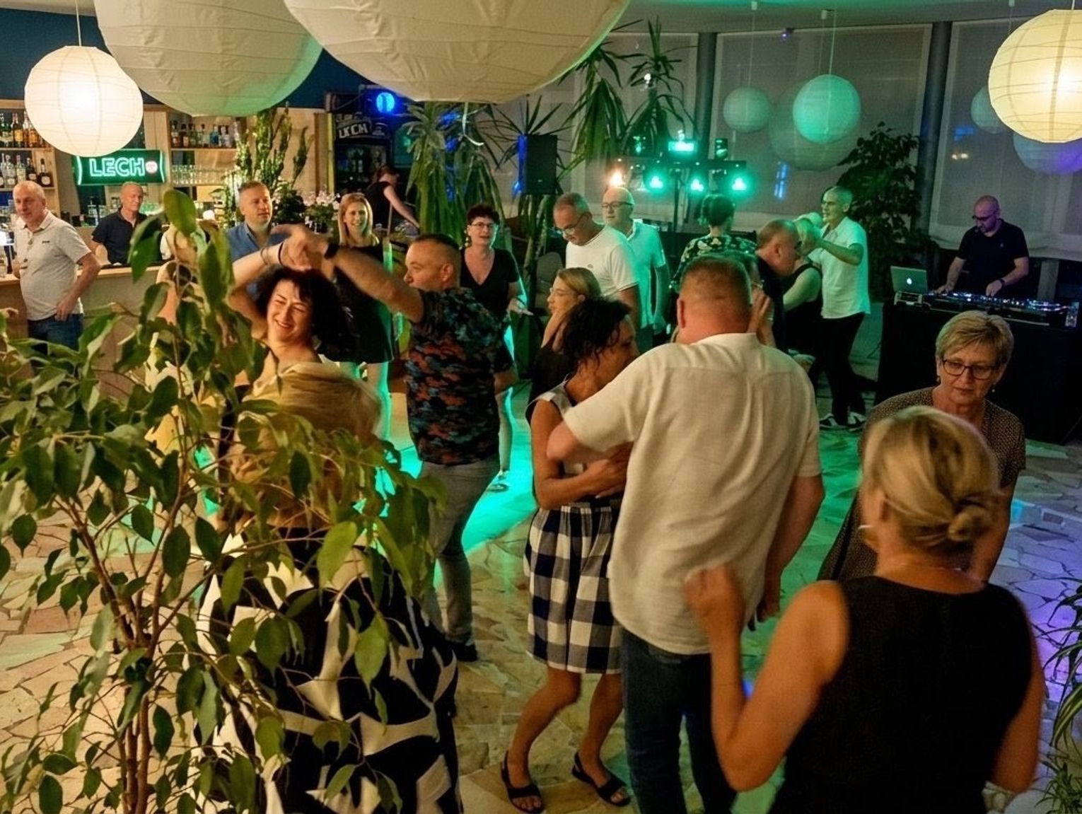 Klub Singli w Kędzierzynie-Koźlu łączy ludzi. Zaczęło się od jednego spotkania, dziś grupa liczy już ponad 740 osób