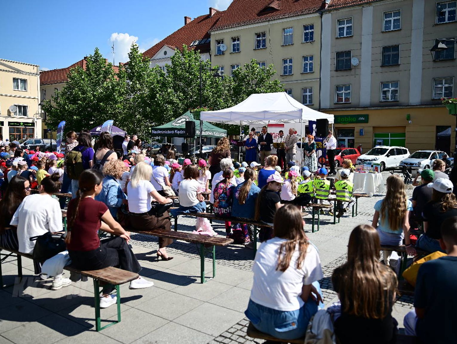 Kozielski rynek pełen literatury. Oficjalnie otwarto targi książki