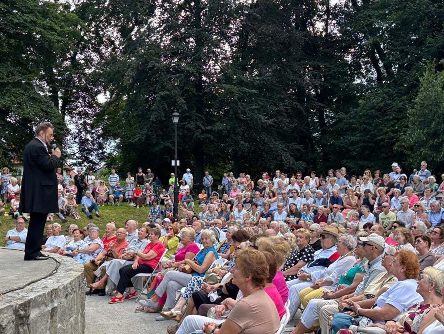 Letnie koncerty w muszli nad Odrą mają już wierną publiczność. Tym razem ruszyli w muzyczną podróż do Włoch