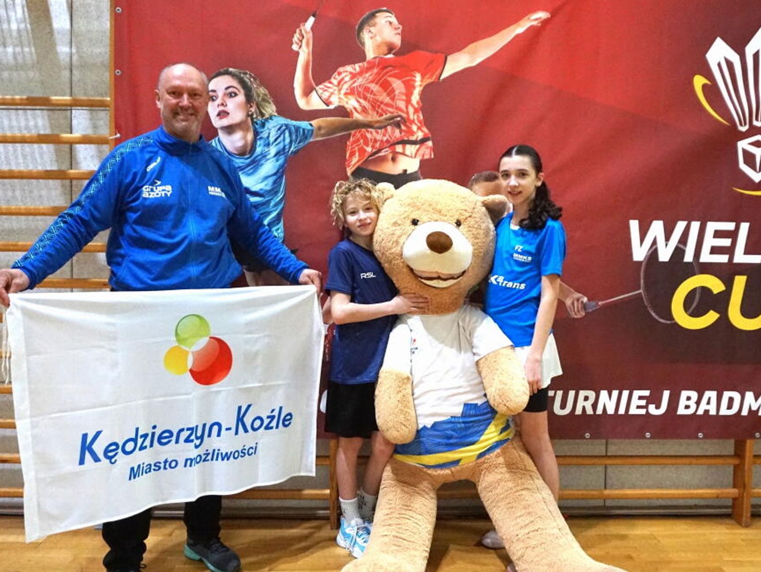 Medal dla Natalii Paras na ogólnopolskim turnieju badmintona "Wielicki Cup". Zawodnicy MMKS szykują się do mistrzostw Europy