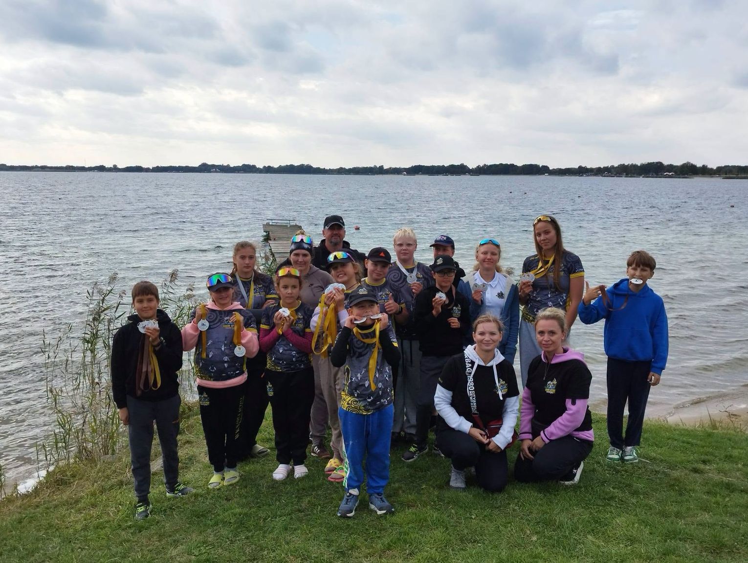 Medalowe żniwa na koniec sezonu. WKS Aqua Active błyszczał w Tarnobrzegu i Opolu