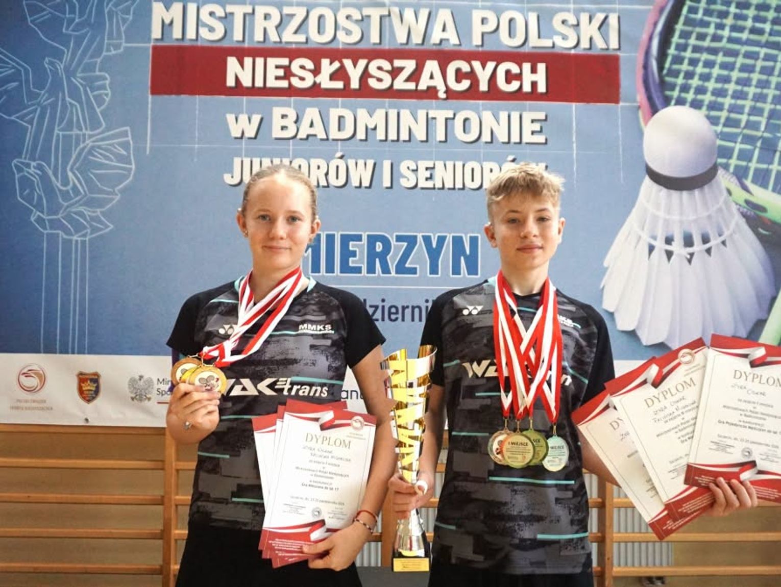 Michalina i Oskar błyszczeli na mistrzostwach Polski. Medale zdobywali wśród juniorów i seniorów