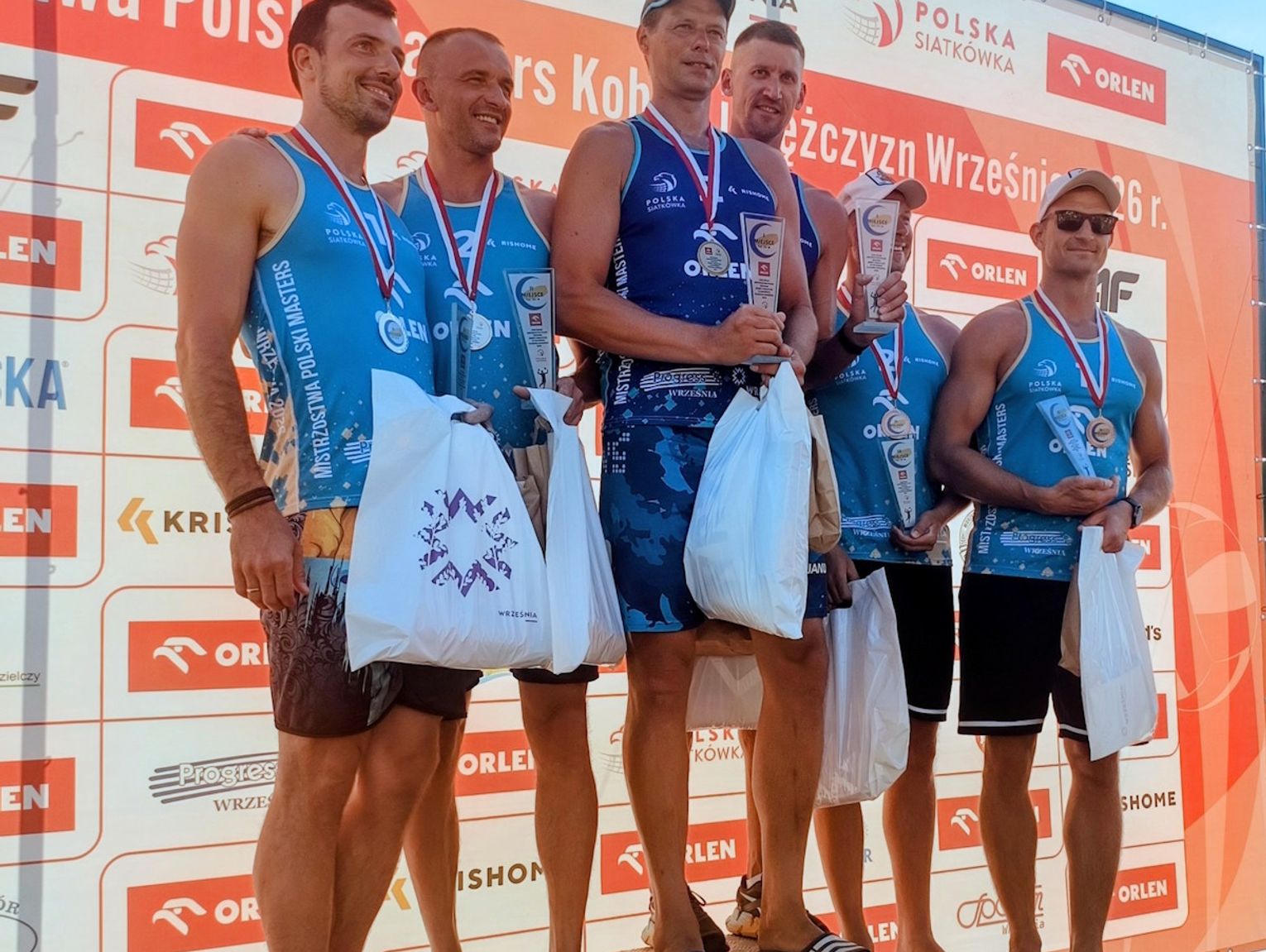 Mikołaj Sarnecki i Aleksander Januszkiewicz Mistrzami Polski w siatkówce plażowej mastersów