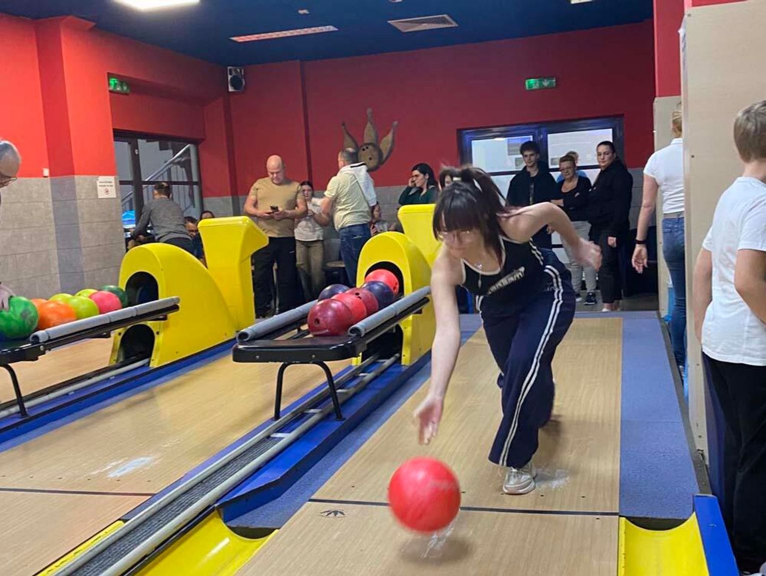 Miłośnicy bowlingu spotkają się po zmierzchu. W sobotę nocne granie w hali Azoty