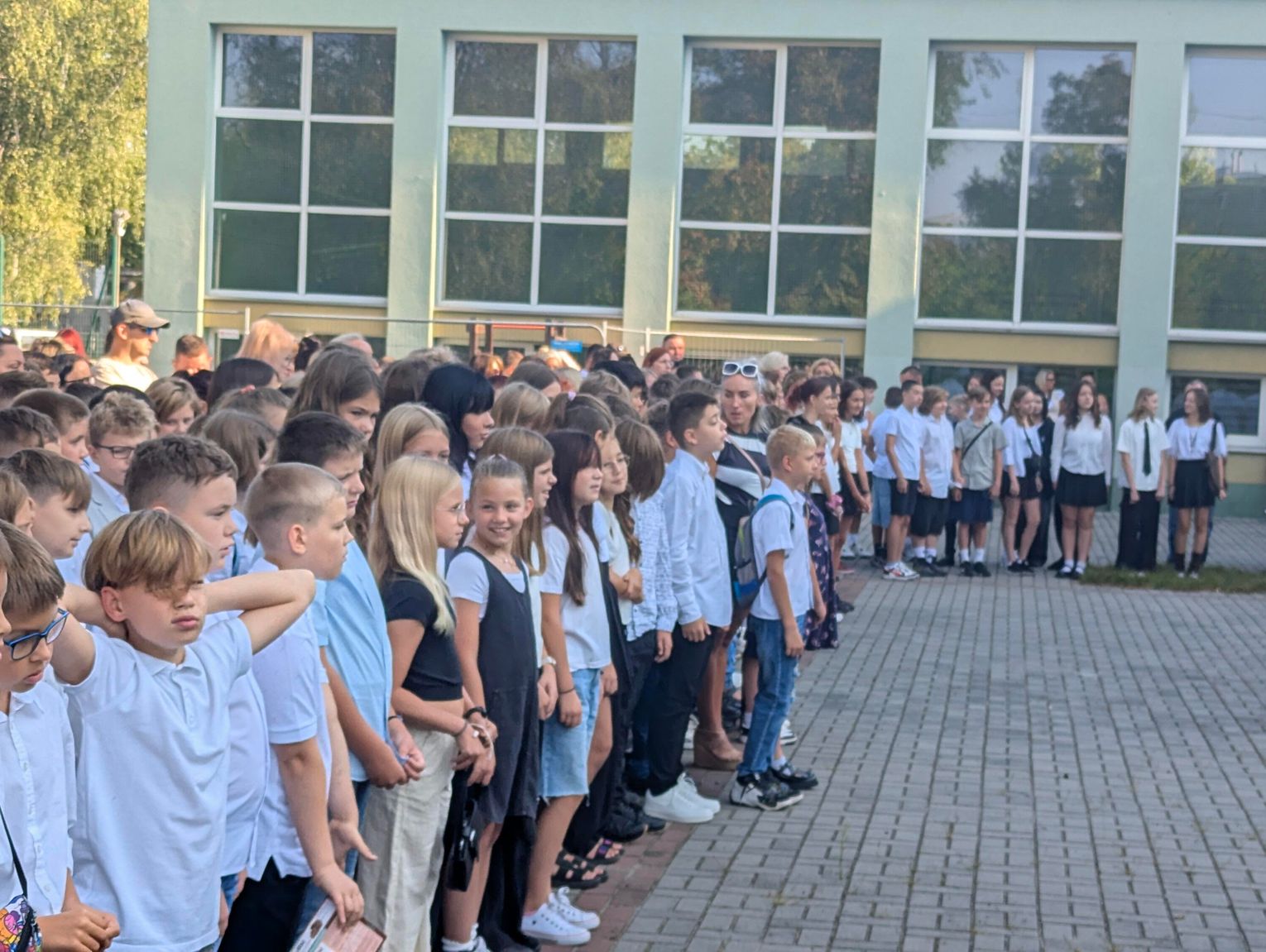 Pierwszy dzwonek w kędzierzyńsko-kozielskich podstawówkach. Uczniowie wrócili dziś do szkolnych ławek