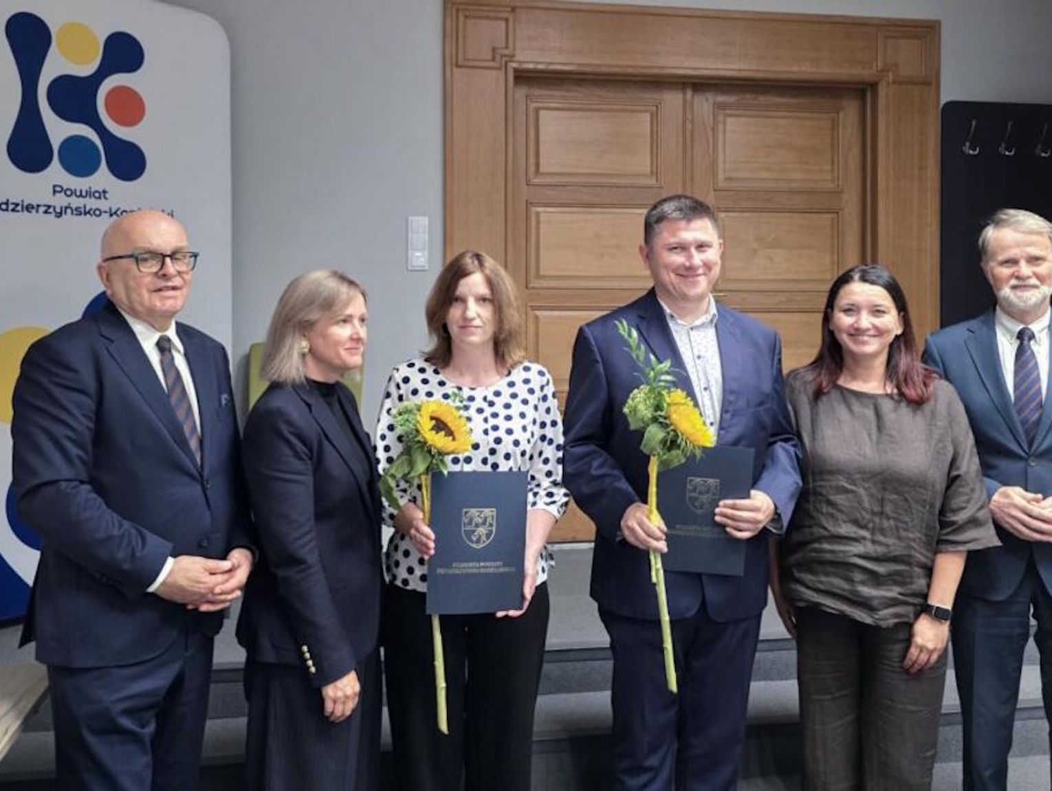 Powiatowe szkoły przed nowym rokiem. Są awanse nauczycieli i ważna decyzja dla ZS nr 3