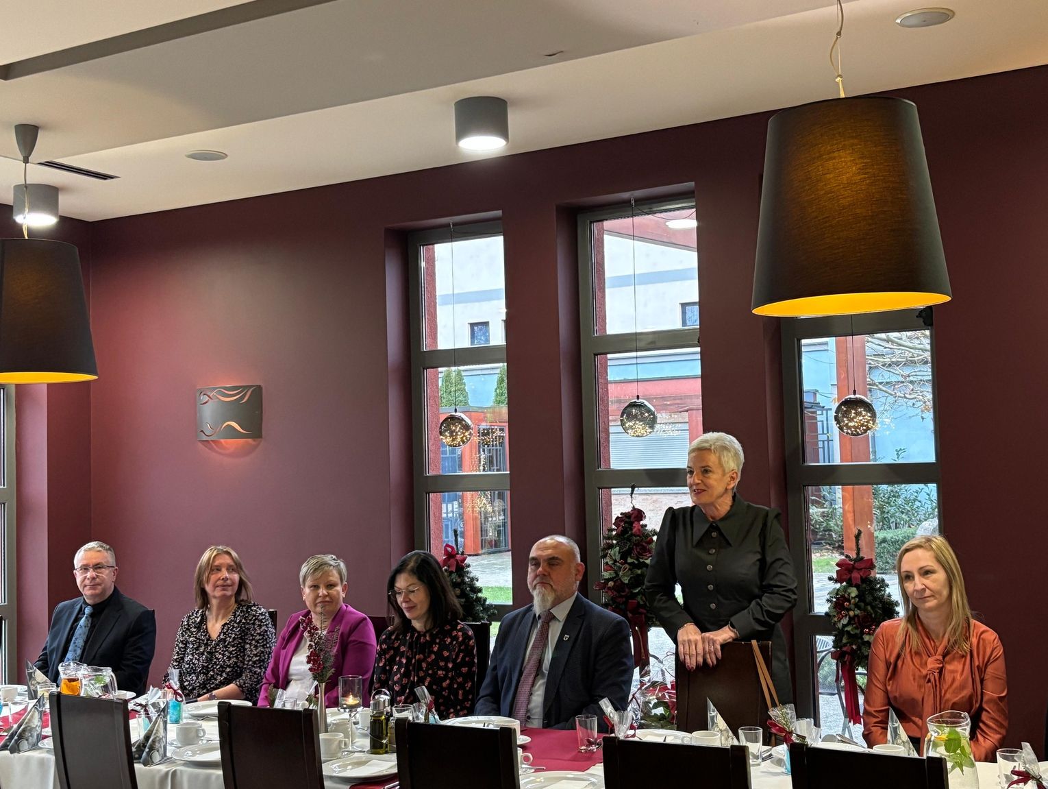 Pracownicy szkół, przedszkoli i żłobków z Kędzierzyna-Koźla na spotkaniu świątecznym z władzami miasta