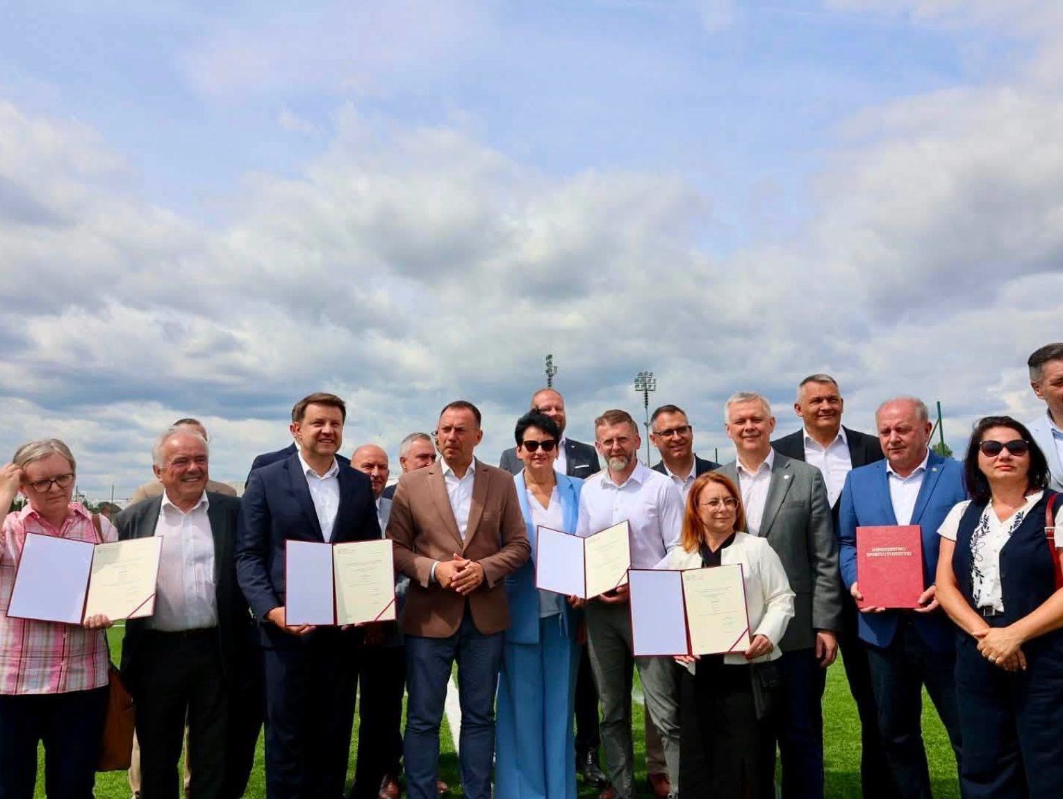 Reńska Wieś z dofinansowaniem w programie „Szatnia na Medal”. Stadion przejdzie modernizację