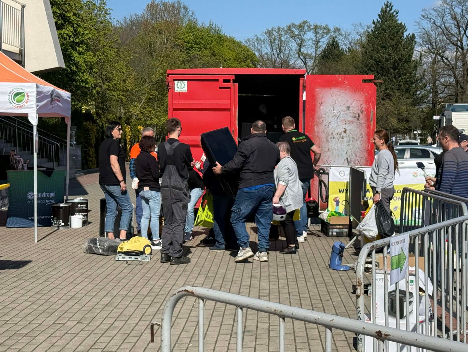 Rośliny za elektrośmieci w Kędzierzynie-Koźlu. Trwa ekologiczna akcja dla mieszkańców