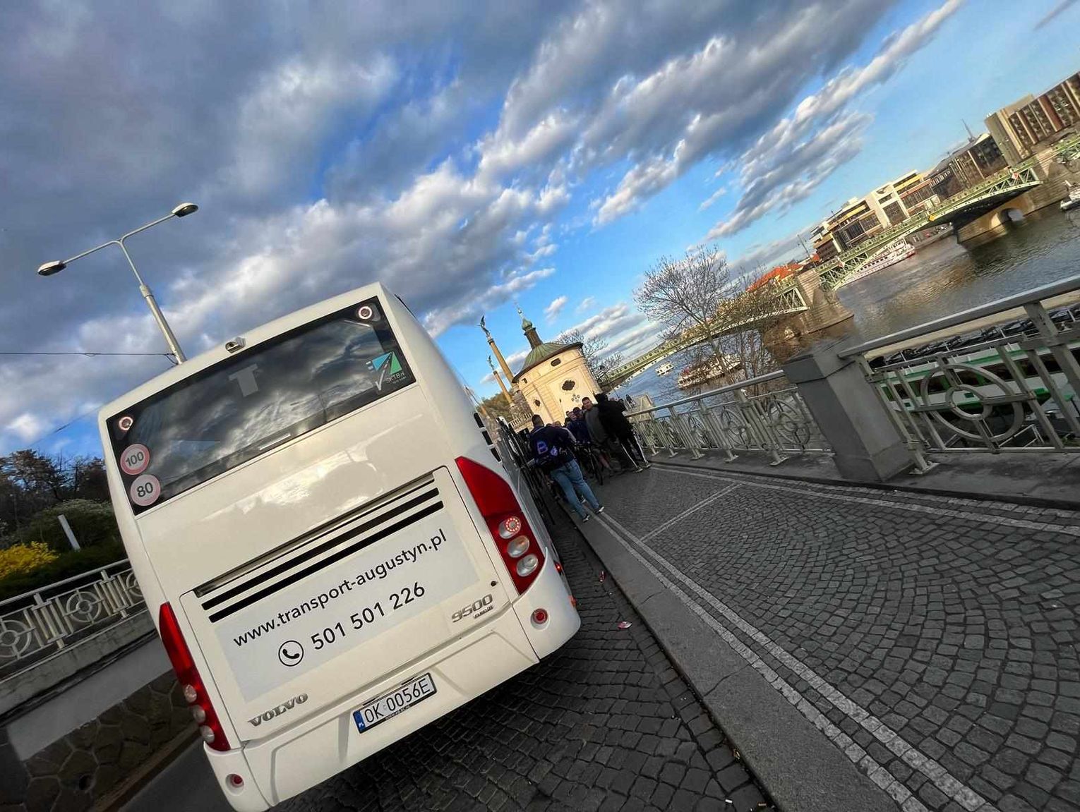 Rozdajemy podwójne zaproszenia o wartości aż 400 zł na wycieczkę do Wiednia, Skalnego Miasta Adrspach lub nad Morskie Oko w Tatrach!