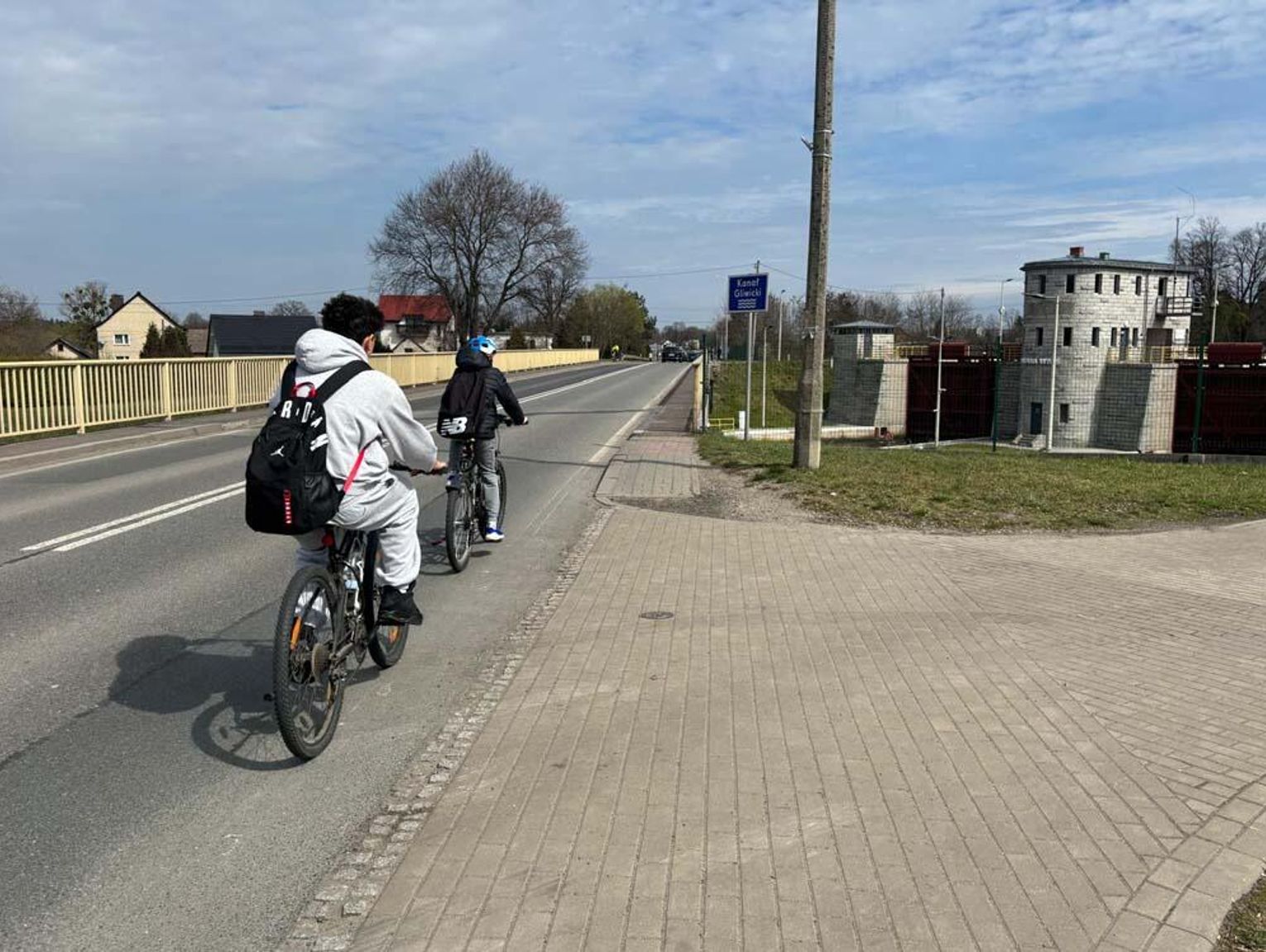 Rusza budowa nowej kładki pieszo-rowerowej nad Kanałem Gliwickim. Połączy osiedle Piastów z Blachownią