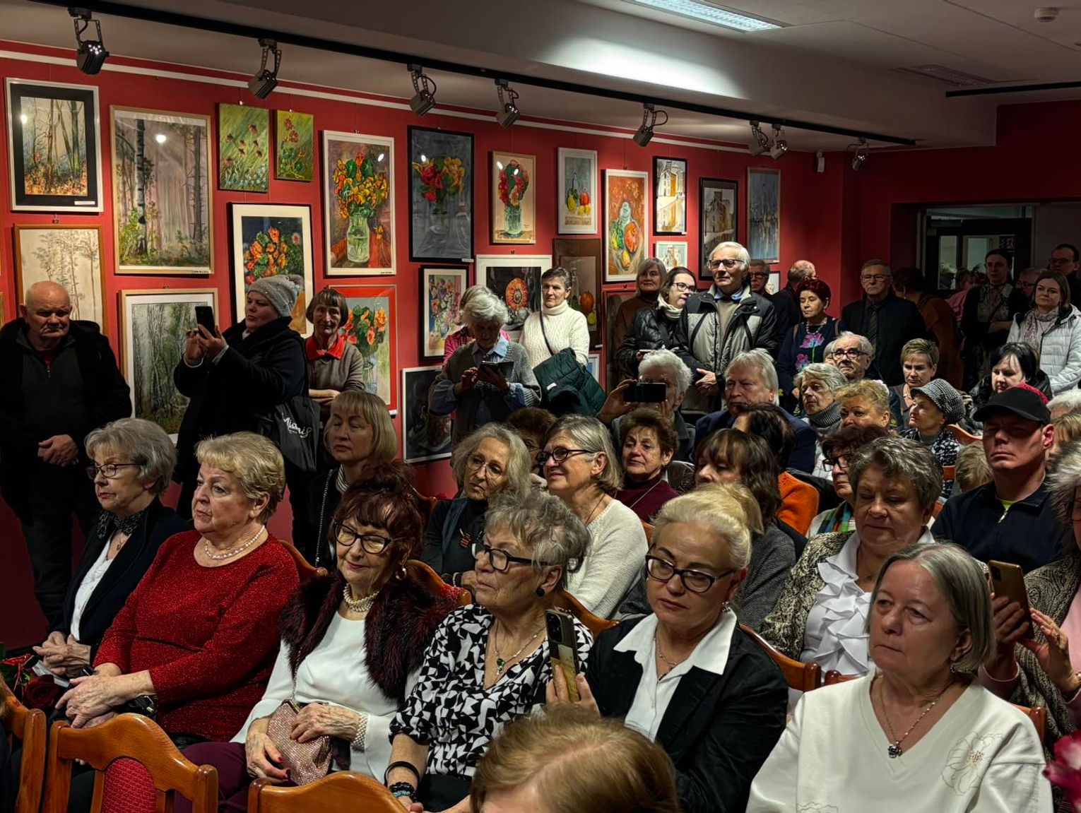 „Ćwiczenia z widzenia” w Chemiku. Wernisaż grupy malarskiej „Alla Prima”