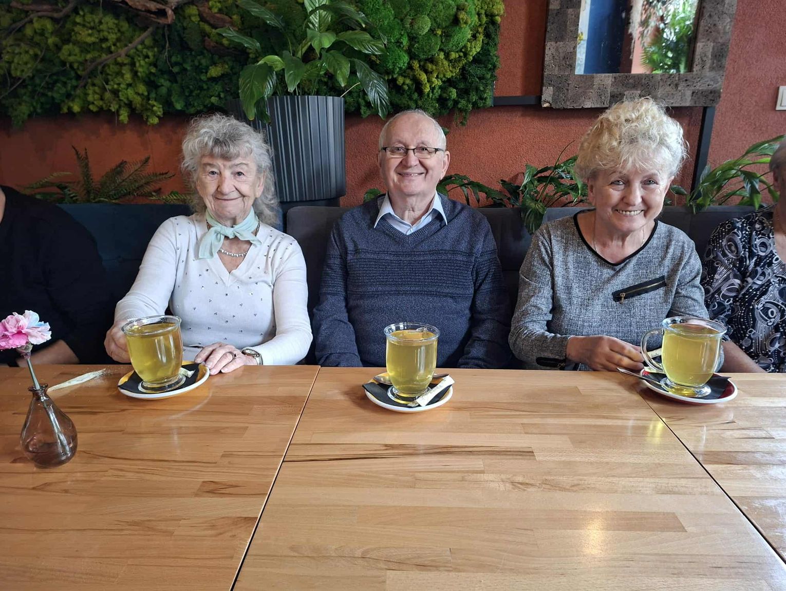 Seniorzy z Kędzierzyna-Koźla wzięli udział w warsztatach parzenia i degustacji herbaty