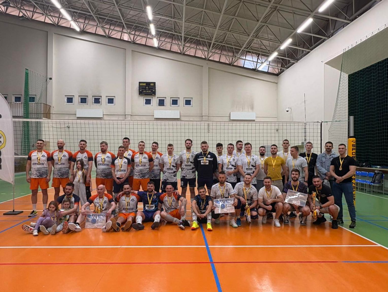 Siatkarski maraton dobiegł końca! ETP Elektro zwyciężyła w finale amatorskich mistrzostw miasta