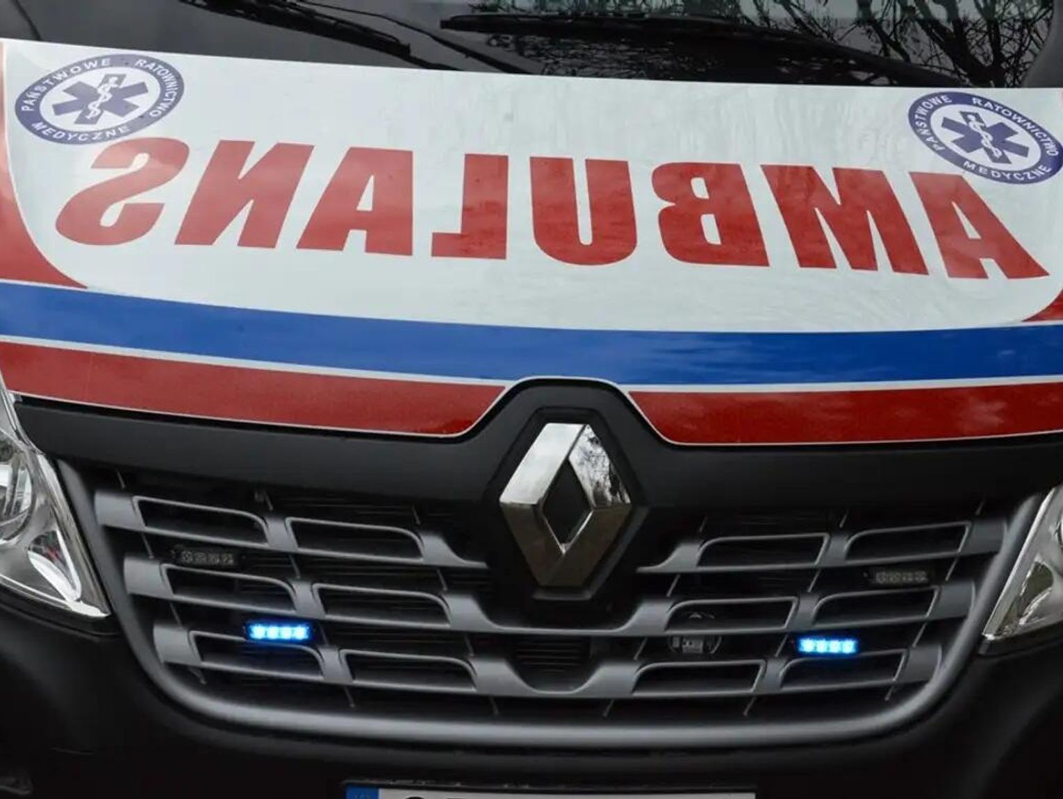 Starszy mężczyzna zasłabł w autobusie. Interweniowały wszystkie służby