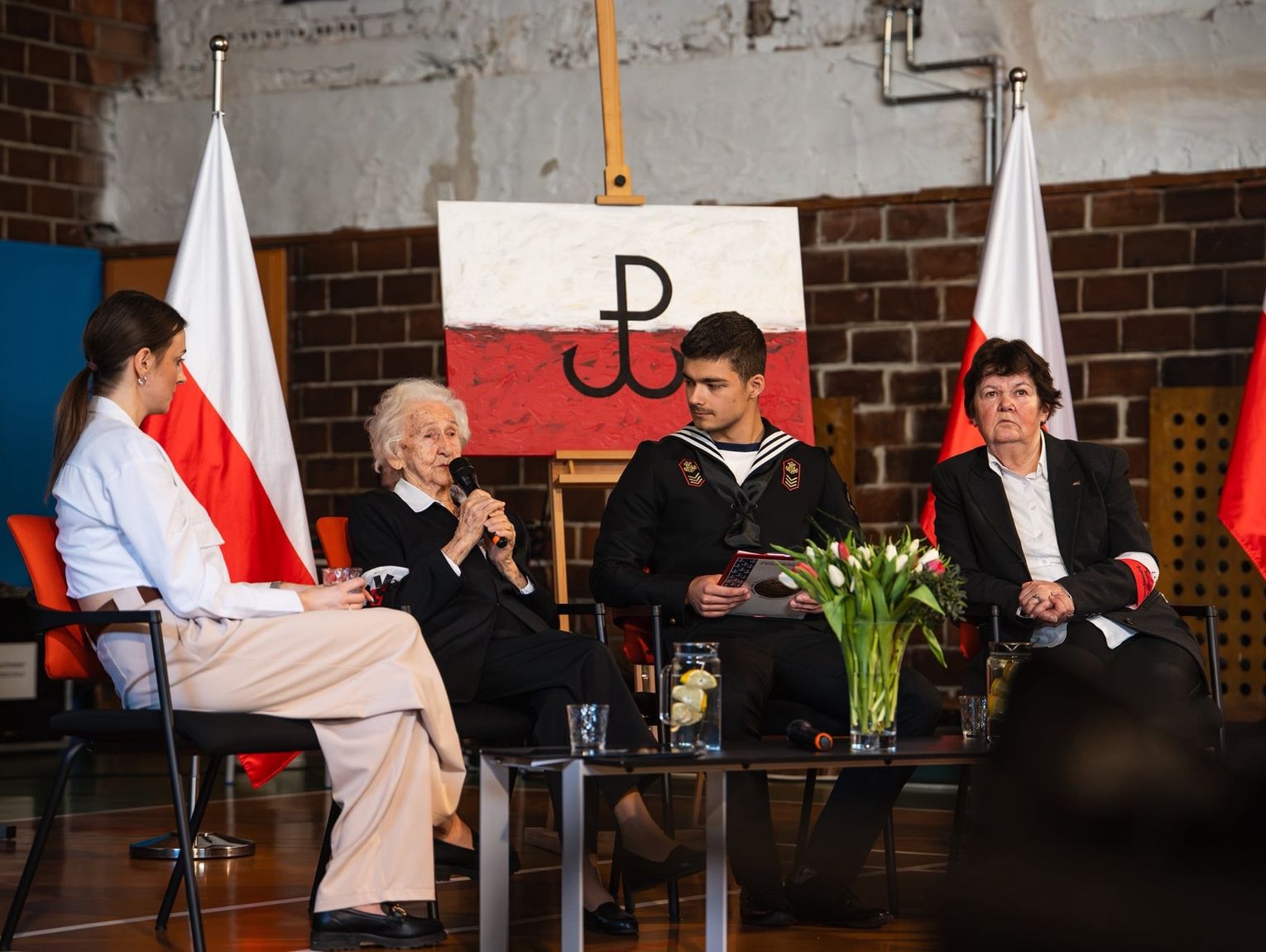 Świadek historii w Kędzierzynie-Koźlu. Powstańcza sanitariuszka opowiadała młodzieży o wojnie