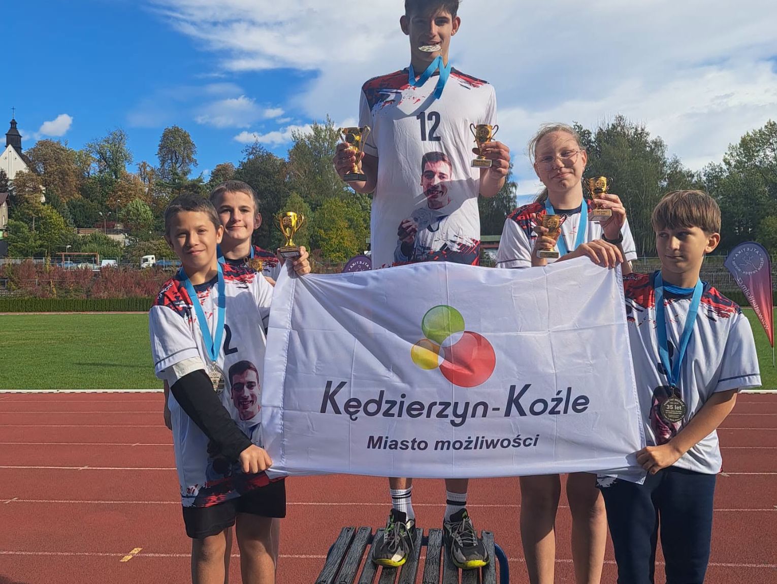 Świetny występ uczniów "Jedenastki" w Czechach. Rafał Jaworski wywalczył aż 5 medali