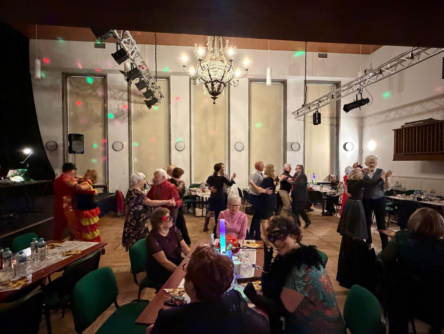 Tak bawi się Uniwersytet Trzeciego Wieku! Energia, której może pozazdrościć młodzież