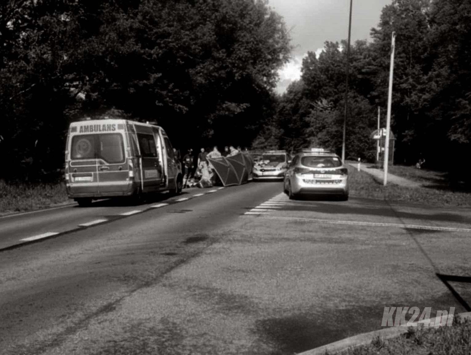 Tragiczny finał wypadku w Sławięcicach. Nie żyje mężczyzna potrącony przez samochód osobowy