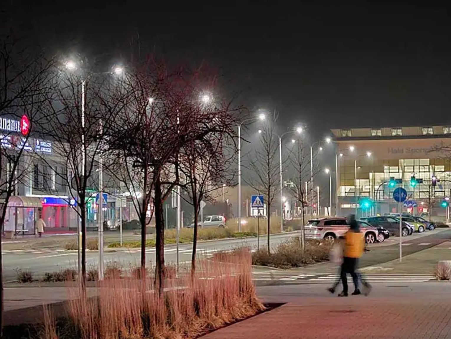 W nocy powrócił uciążliwy zapach w powietrzu. Na Blachowni interweniowała straż pożarna i pogotowie gazowe
