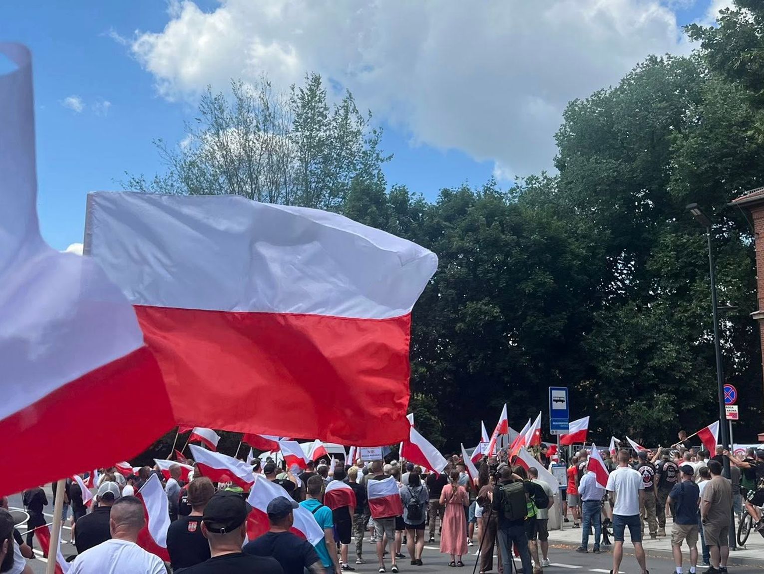 W sobotę ulicami Kędzierzyna-Koźla przejdzie marsz "Stop emigracji". Potem pikieta na placu Wolności