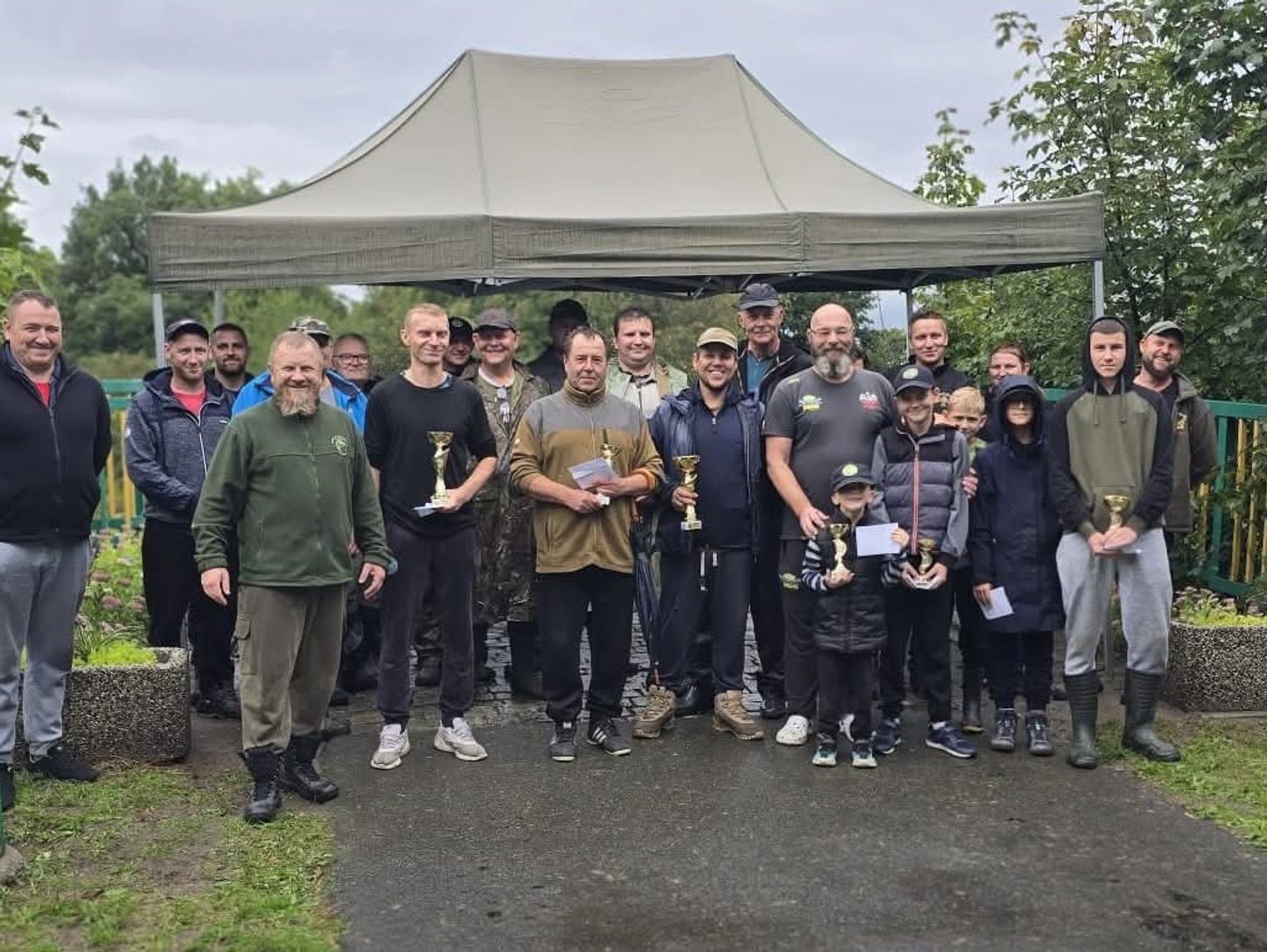 Walczyli o Spławikowy Puchar Prezesa. Zawody wędkarskie na Kanale Gliwickim